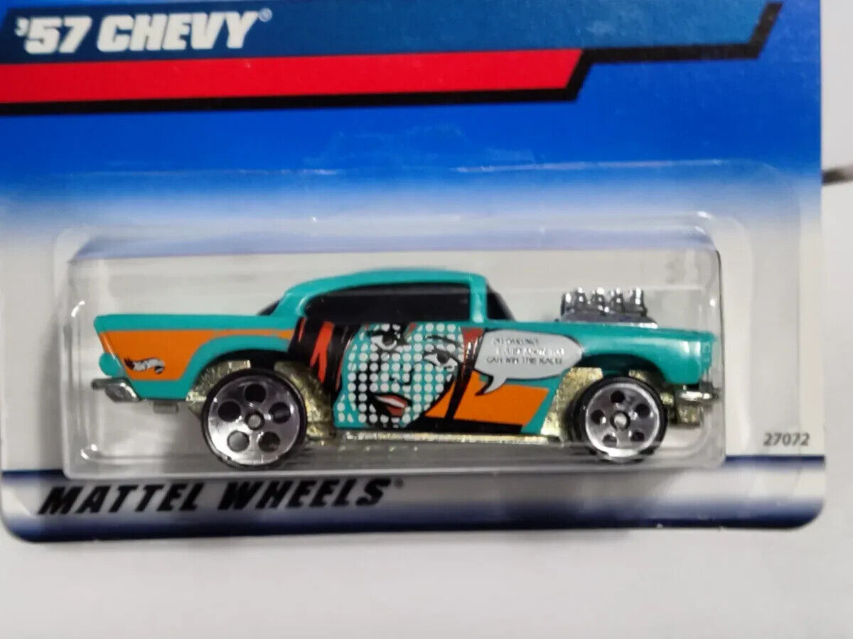 Hot Wheels 2000 #105 '57 Chevy CARD BENT IN CENTER (Loc-A)