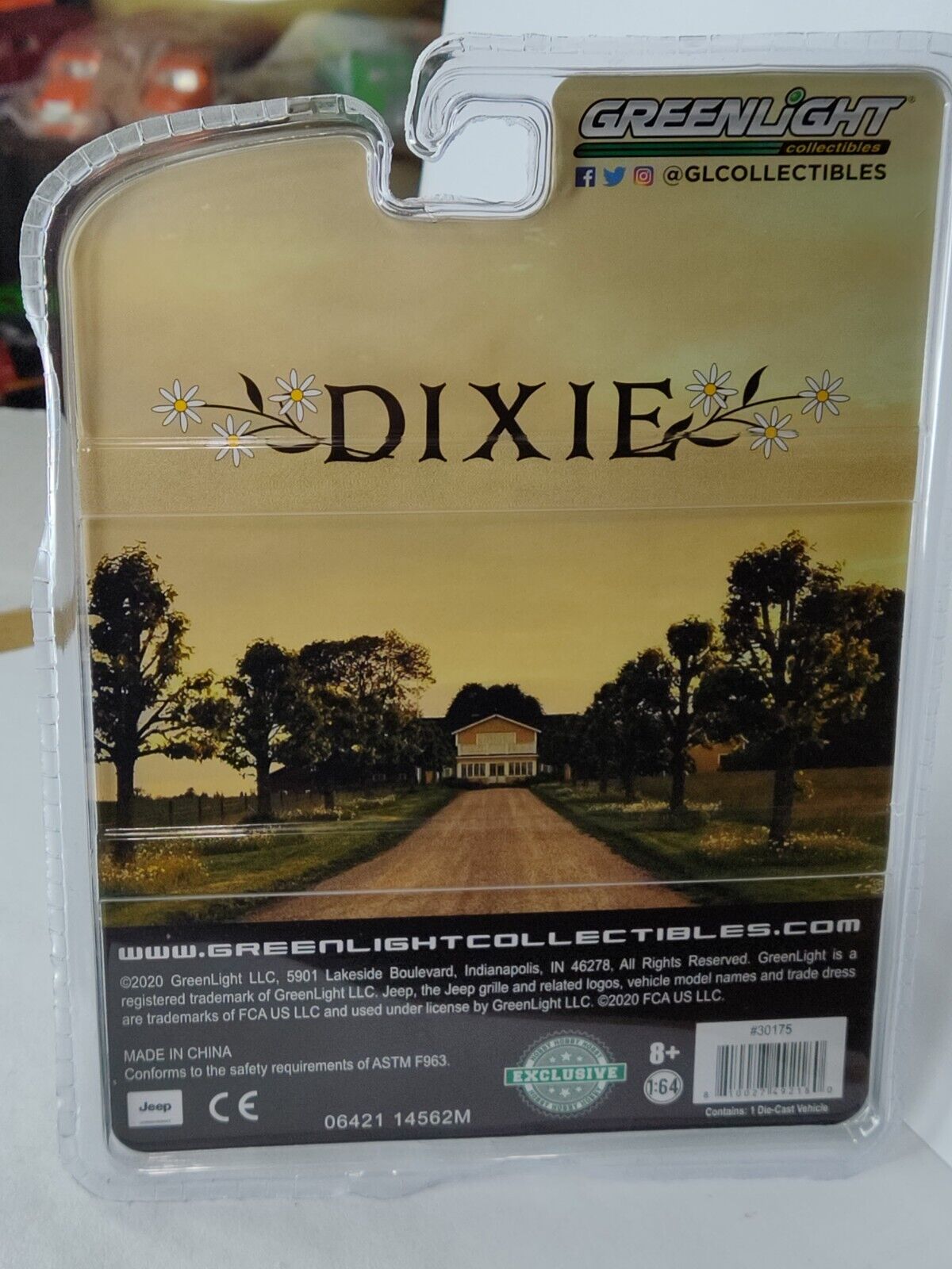 GreenLight Hobby Shop Exclusive DIXIE 1979 Jeep CJ-7 Golden Eagle READ DESCRIPTI