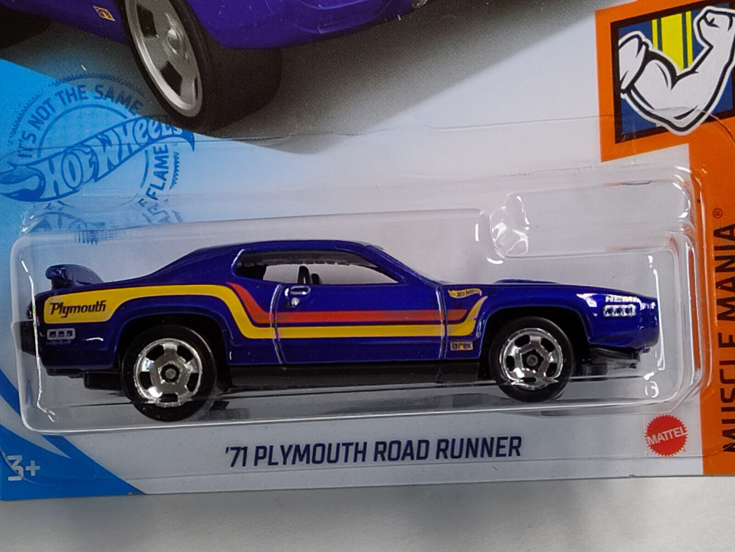 Hot Wheels #209 Mainline Muscle Mania Series #3 '71 Plymouth Road Runner CARD BE