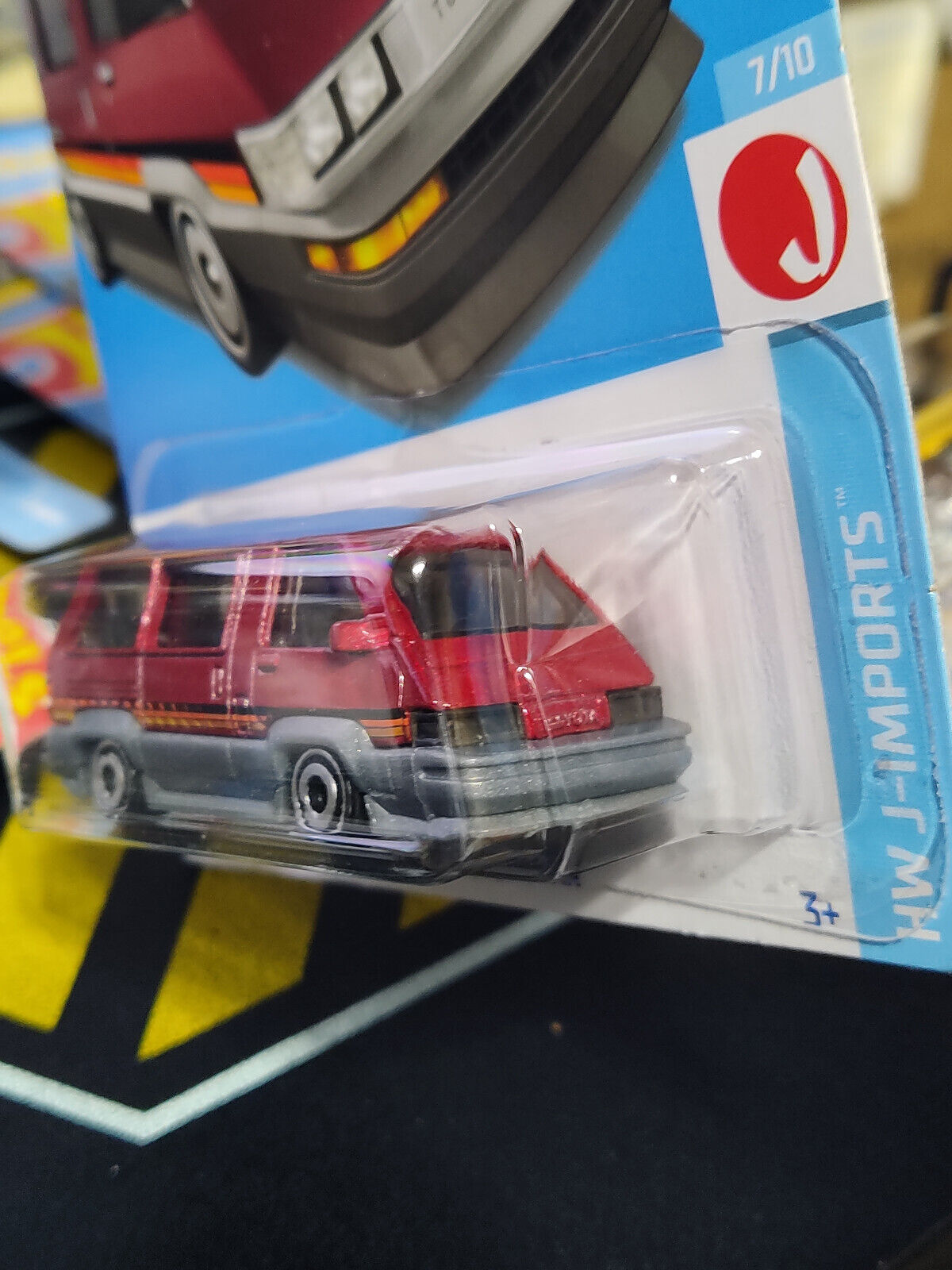 Hot Wheels #173 J-Imports Series #7 1986 Toyota Van(Loc R/Wall 2)