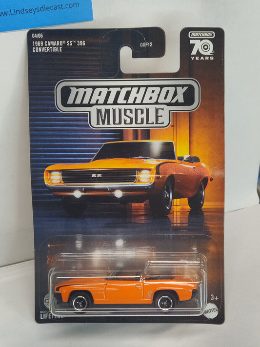 Matchbox #HLM77 Muscle Series #4 1969 Camaro SS 396 Convertible CARD BENT(Loc U)