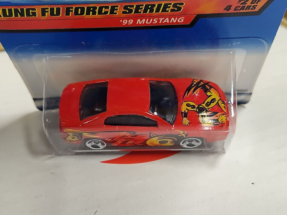 Hot Wheels 2000 #034 Kung Fu Force Series #2 '99 Mustang CREASED BADLY(Loc B)