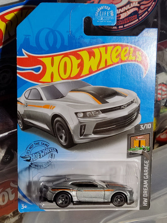 Hot Wheels #020 Dream Garage Series #3 '18 COPO Camaro SS INDENT ON CARD(Loc Q)