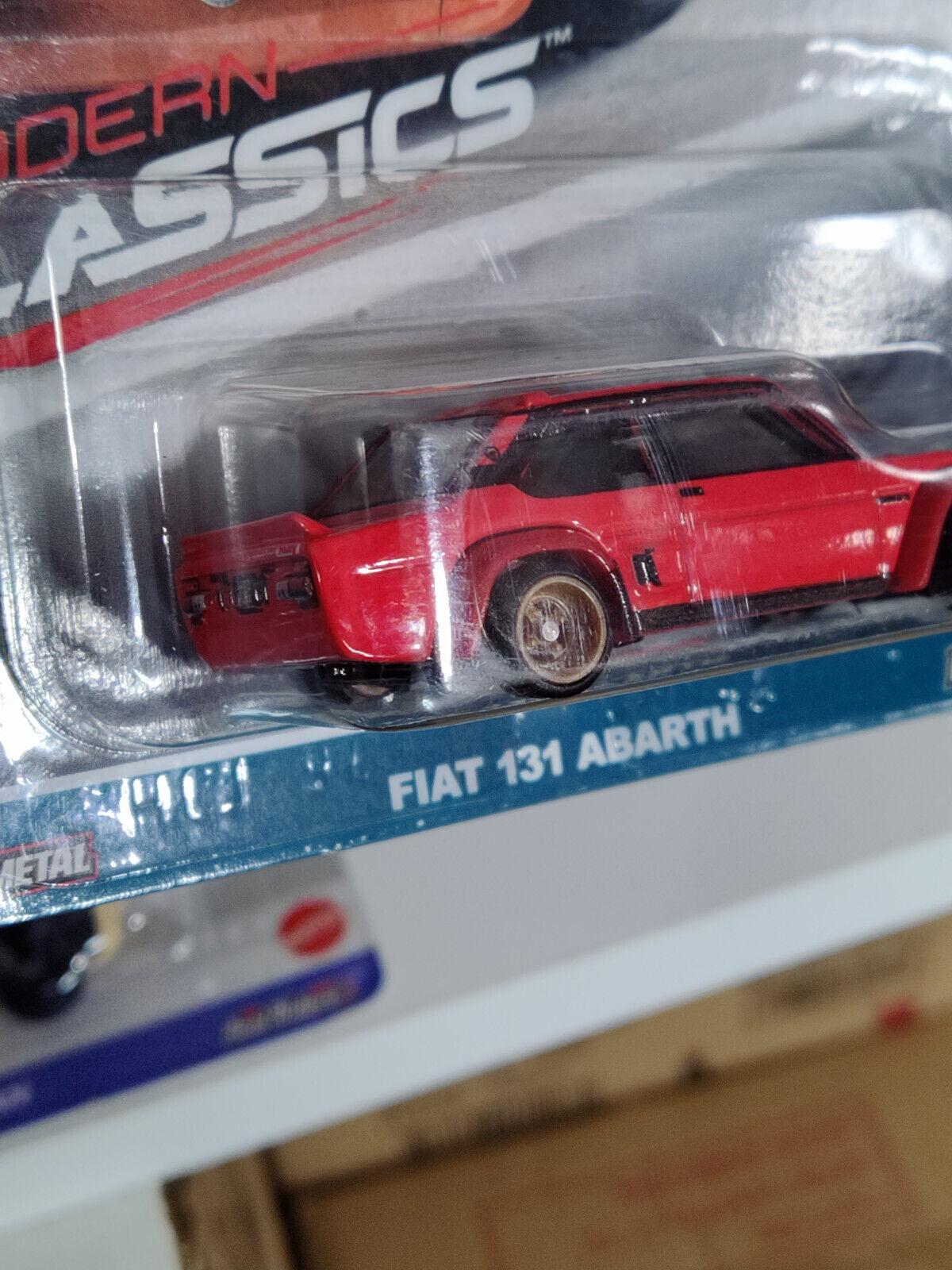 Hot Wheels HKC64 Modern Classics Series #3  Fiat 131 Abarth (Box 70)