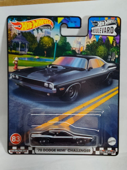 Hot Wheels HKF25 Boulevard #83 '70 Dodge HEMI Challenger CARD MARKED(Box 70)