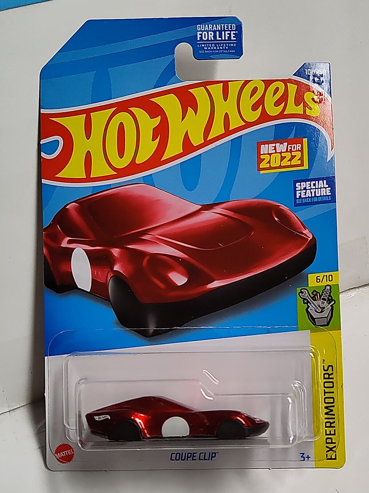 Hot Wheels #101 Experimotors Series #6 Coupe Clip (Red) BLISTER CRCKD RH (Loc O)