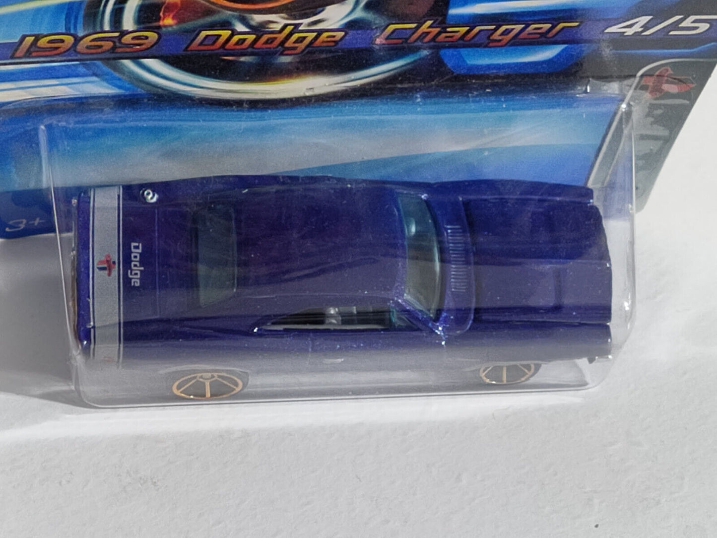 Hot Wheels 2005 #104 Muscle Mania 1969 Dodge Charger FTE BLISTER WRINKLED(Loc U)