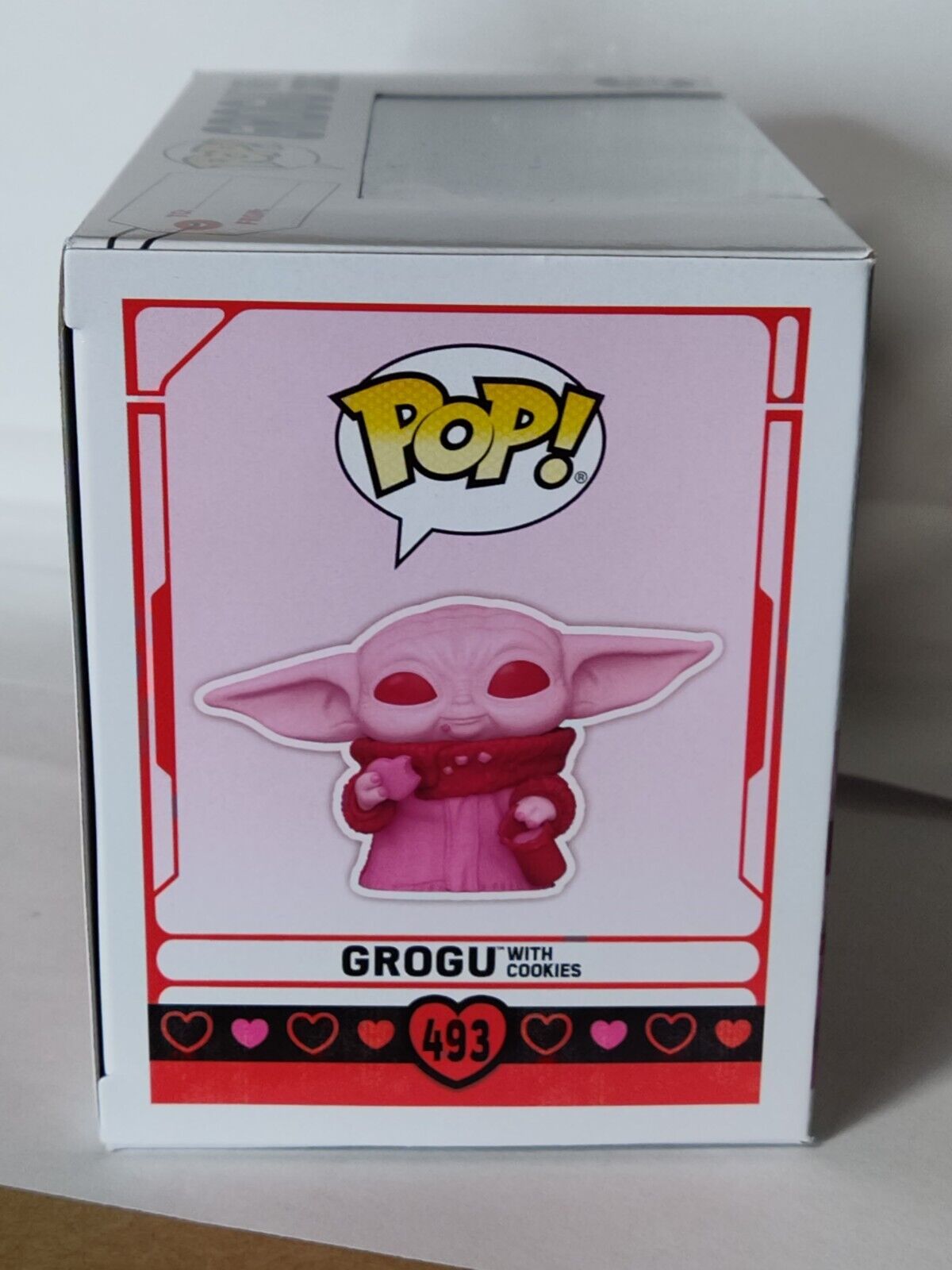 Funko Pop Valentine Edition Star Wars #493  Grogu With Cookie CORNER BENT ON FLA