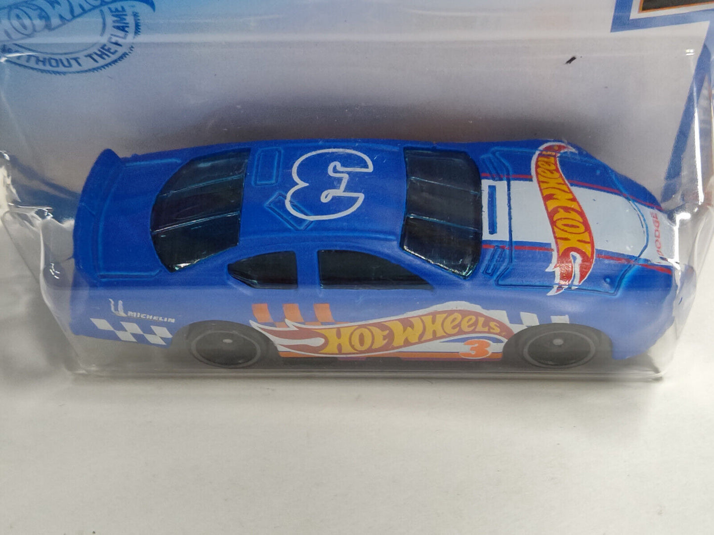 Hot Wheels #194 Mainline Race Team Series #3 Dodge Charger Stock Car BLISTER CRA