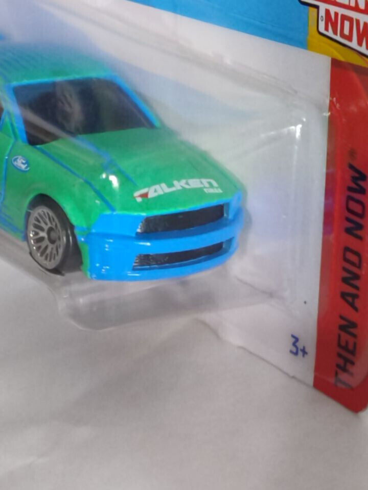 Hot Wheels #205 ML Then and Now Series #4 '07 Ford Mustang FALKEN (Wall 2/18.6)