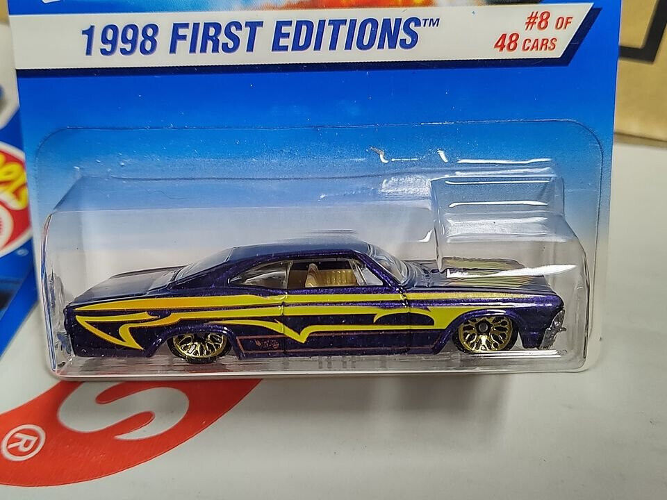 Hot Wheels 1998 First Editions #8 '65 Impala Lowrider Multiple DENTS (Loc B)