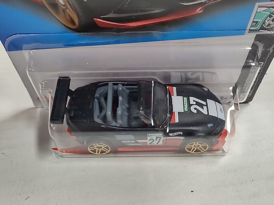 Hot Wheels #114 M Modified Series #5 '15 Mazda MX-5 Miata CARD TORN/CREASE(Lc C)