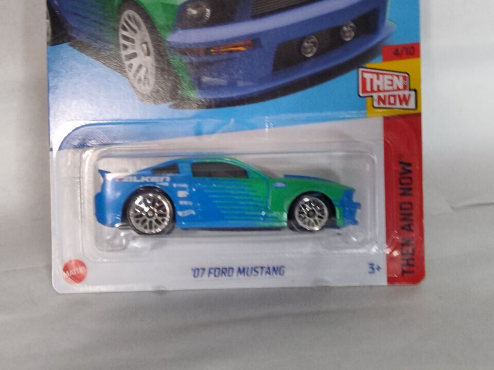 Hot Wheels #205 ML Then and Now Series #4 '07 Ford Mustang FALKEN (Wall 2/18.6)