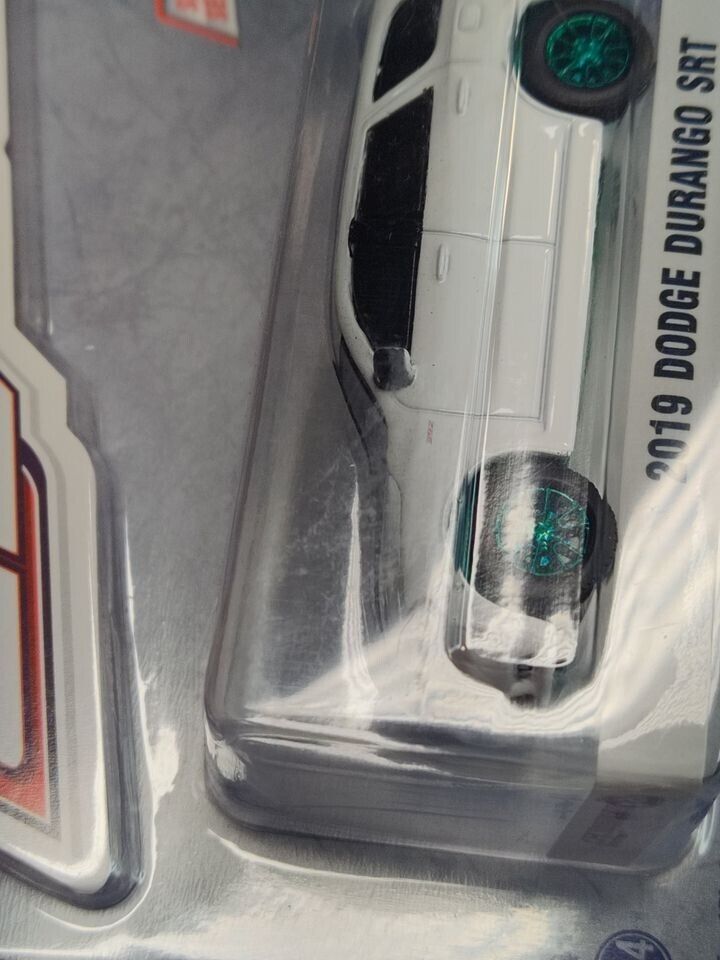 Greenlight GL Muscle Series 2019 Dodge Durango SRT CHASE GREEN MACHINE 1:64 WEAR