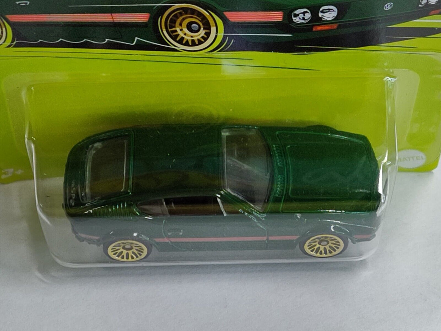 Hot Wheels #HDH43  Volkswagen Series #4 Volkswagen SP2 (Wall 3)