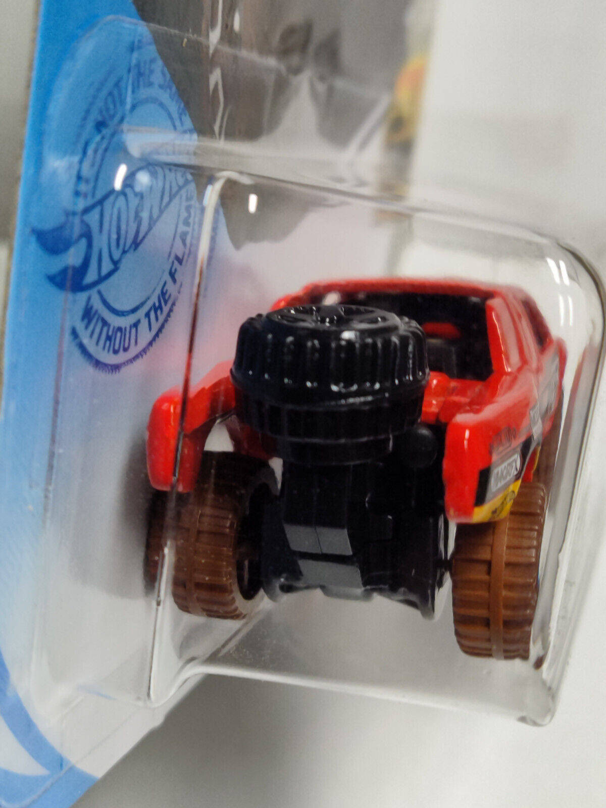 Hot Wheels #004 Baja Blazers Series #3 Toyota Off-Road Truck