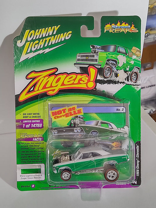 Johnny Lightning Zingers 1966 Chevy Chevelle LARGE CHUNK PAPER MISSING