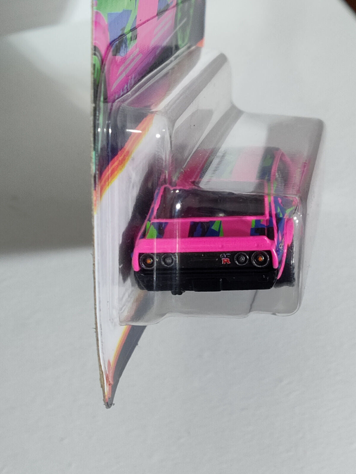 Hot Wheels #HRW69 Neon Speeders Series #3 Nissan Skyline 2000 GT-R (Loc K)