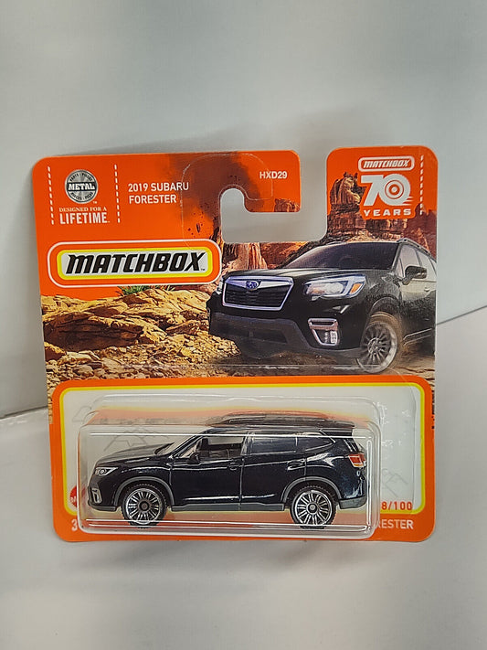 Matchbox #088 2019 Subaru Forester BLK  CARD CREASED SHORT CARD  (Loc Q)