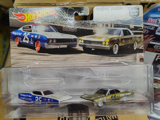 Hot Wheels HFF31 2 Pak Prem Target Exclusive '66 Chevelle and '69 Ford Torino