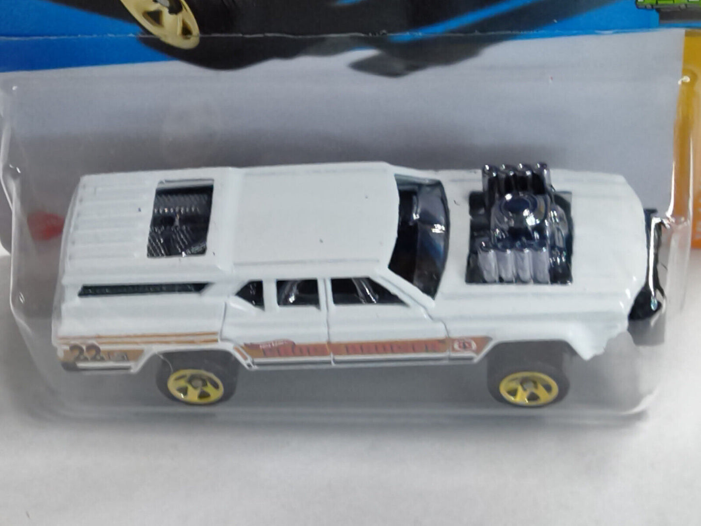 Hot Wheels #201 ML Wagons Series #3 Cruise Bruiser (White) (Loc-B)