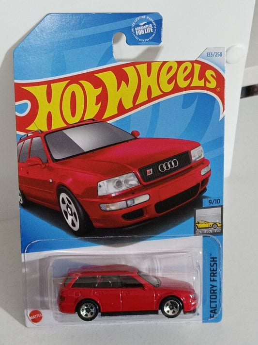 Hot Wheels #133 Factory Fresh Series #9 '94 Audi Avant RS2 BENT EDGES