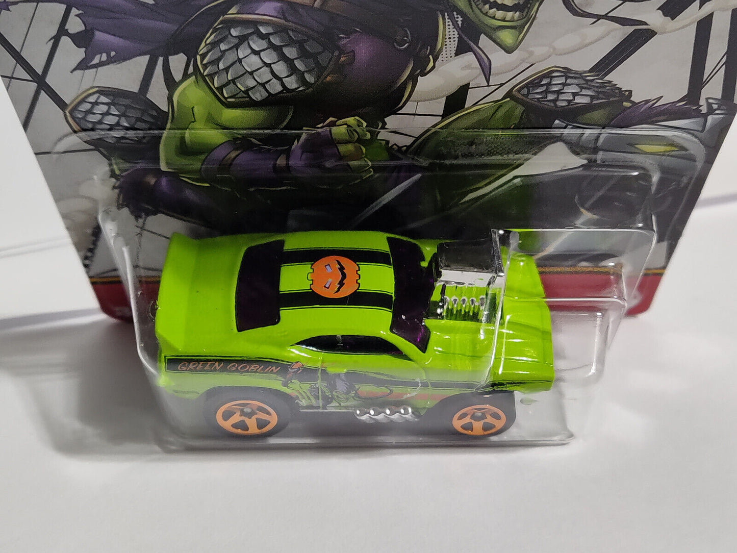 Hot Wheels #HDG78 Spiderman Series #4 Camaro Z28 DENTS ON SIDES-SMALL CRA(Loc E)