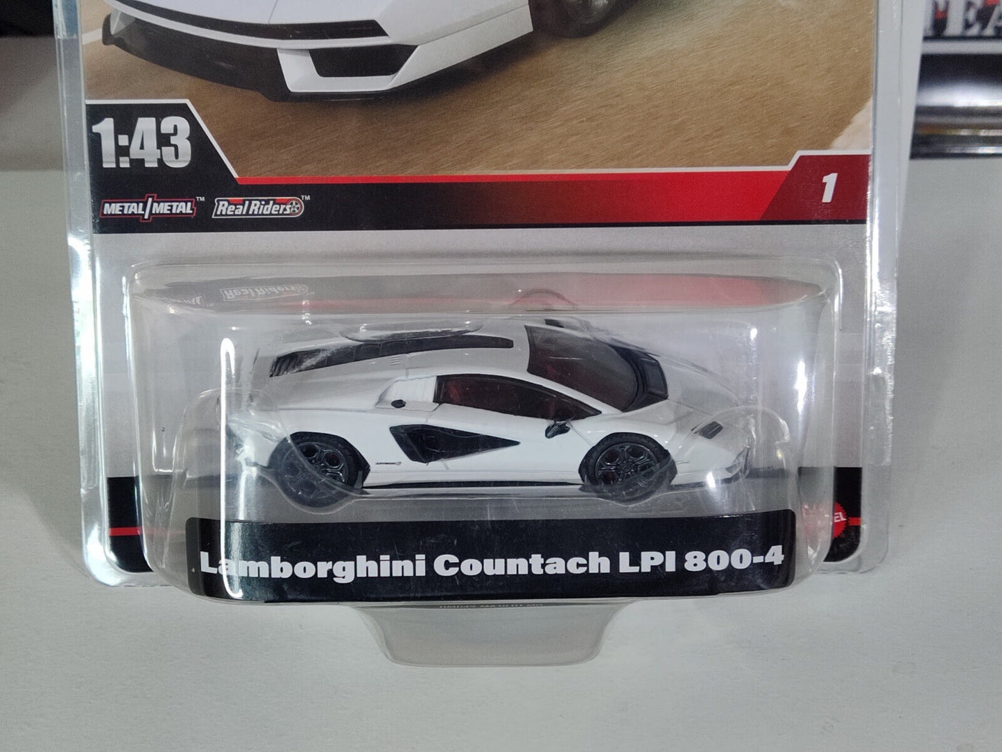 Hot Wheels #HMD49  Lamborghini Countach LP1 800-4   1:43 Scale WEAR ALL OVER