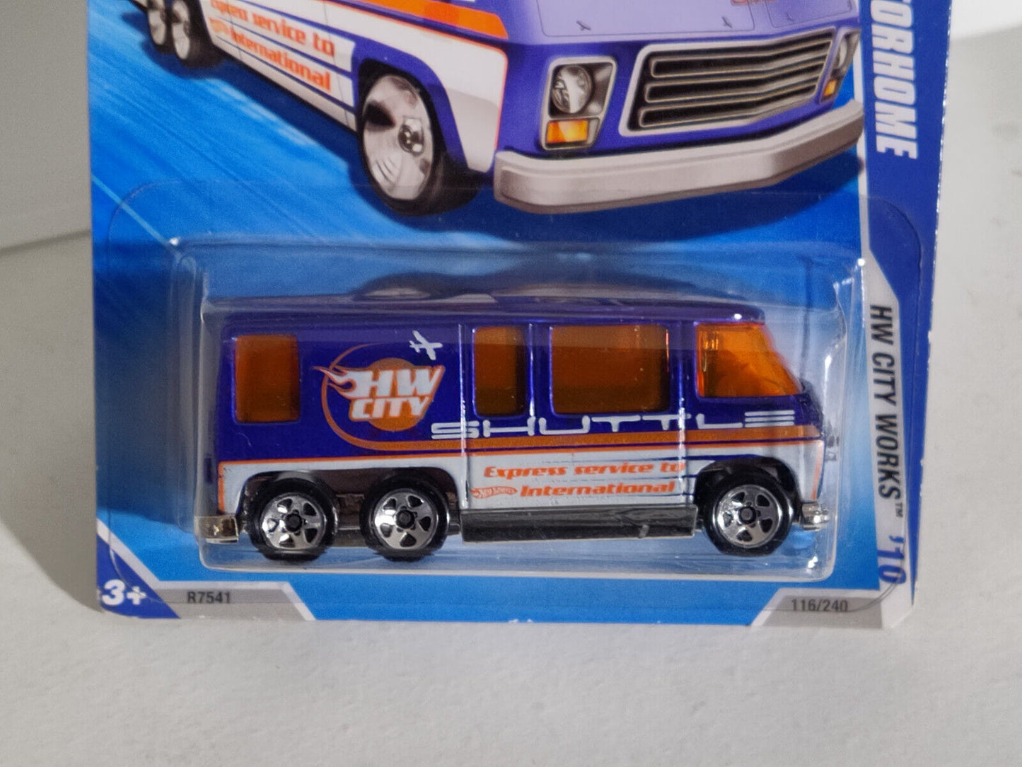 Hot Wheels #116 City Works Series #8 GMC Motorhome BLISTER WRINKLED (Loc L)