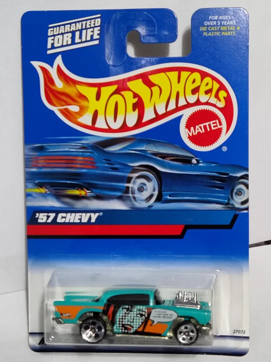 Hot Wheels 2000 #105 '57 Chevy CARD BENT IN CENTER (Loc-A)