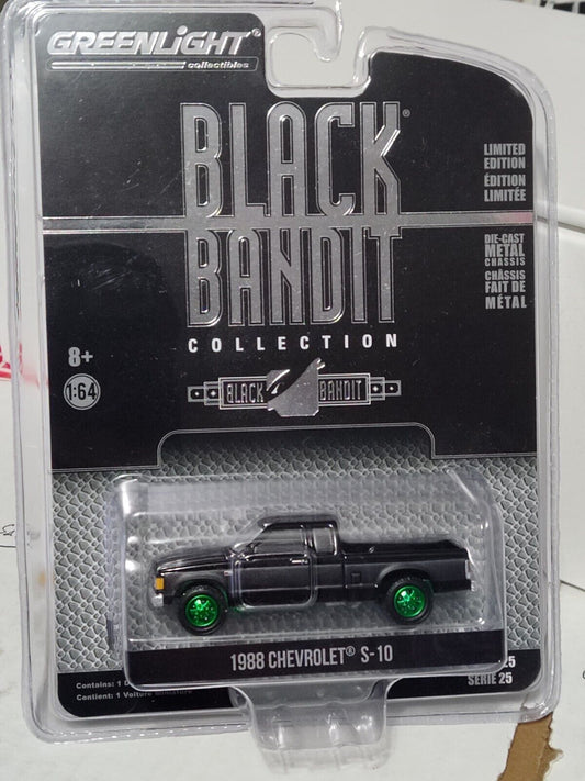 Greenlight Black Bandit Series 1988 Chevrolet S-10 CHASE GREEN MACHINE