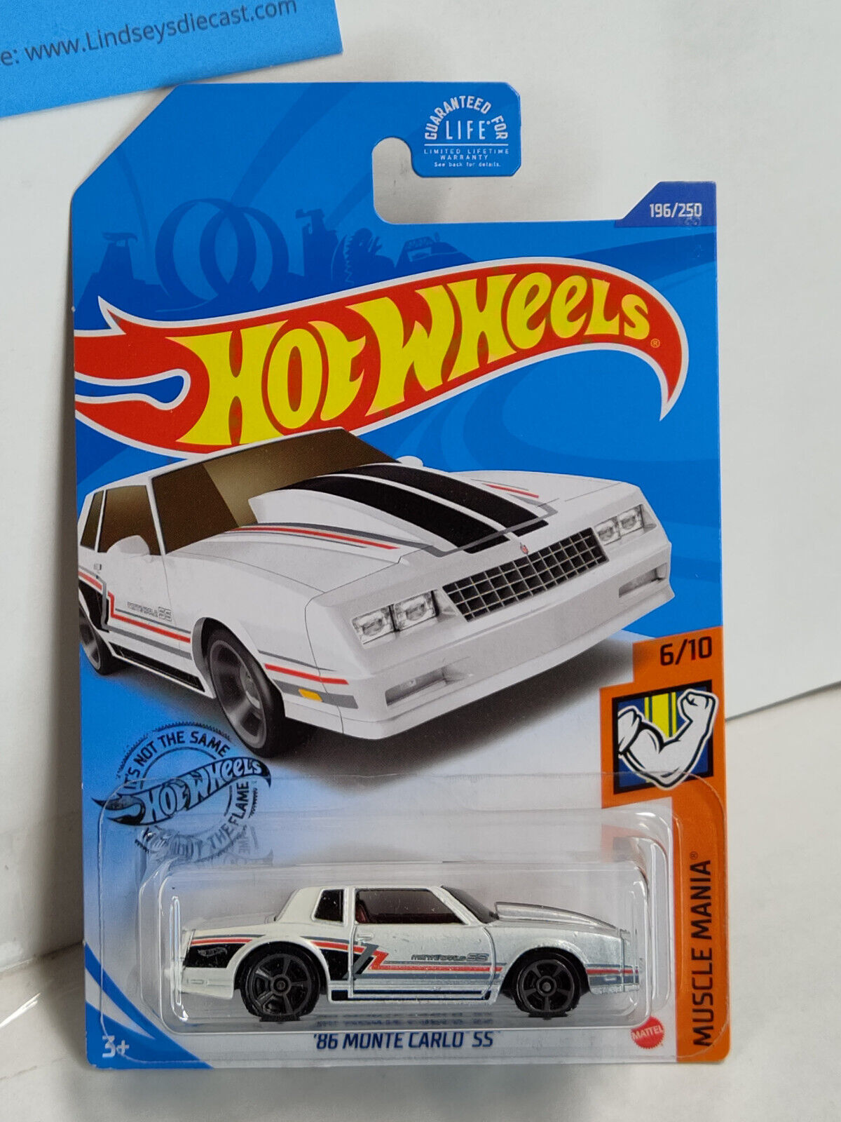 Hot Wheels #196 ML Muscle Mania Series #6 '86 Monte Carlo SS (White) BLISTER DEN