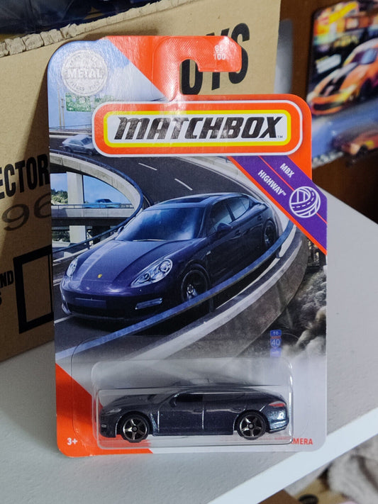 Matchbox #085 2010 Porsche Panamera  (Loc L)