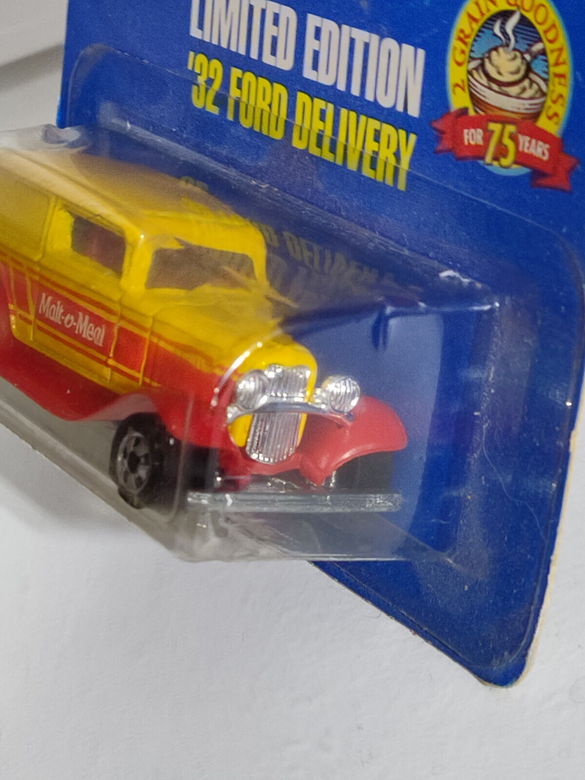 Hot Wheels Malt O Meal Series '32 Ford Delivery BAD CARD & BLISTER (Loc U)