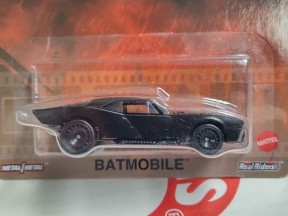 Hot Wheels GRL75  THE BATMAN Series Batmobile BLISTER HAS WEAR (Box-2)