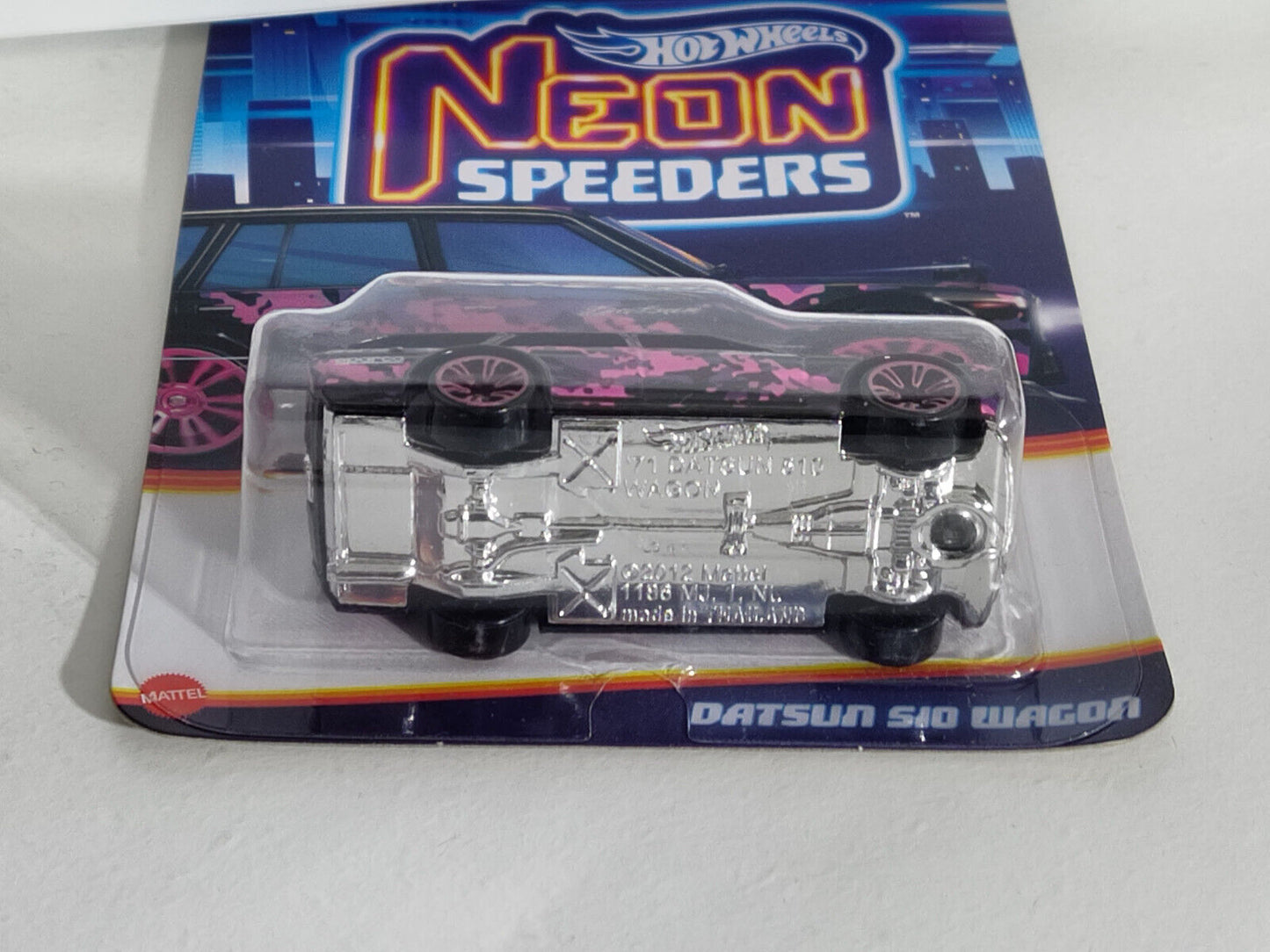 Hot Wheels #HRW68 Neon Speeders Series #2 Datsun 510 Wagon (Loc K)