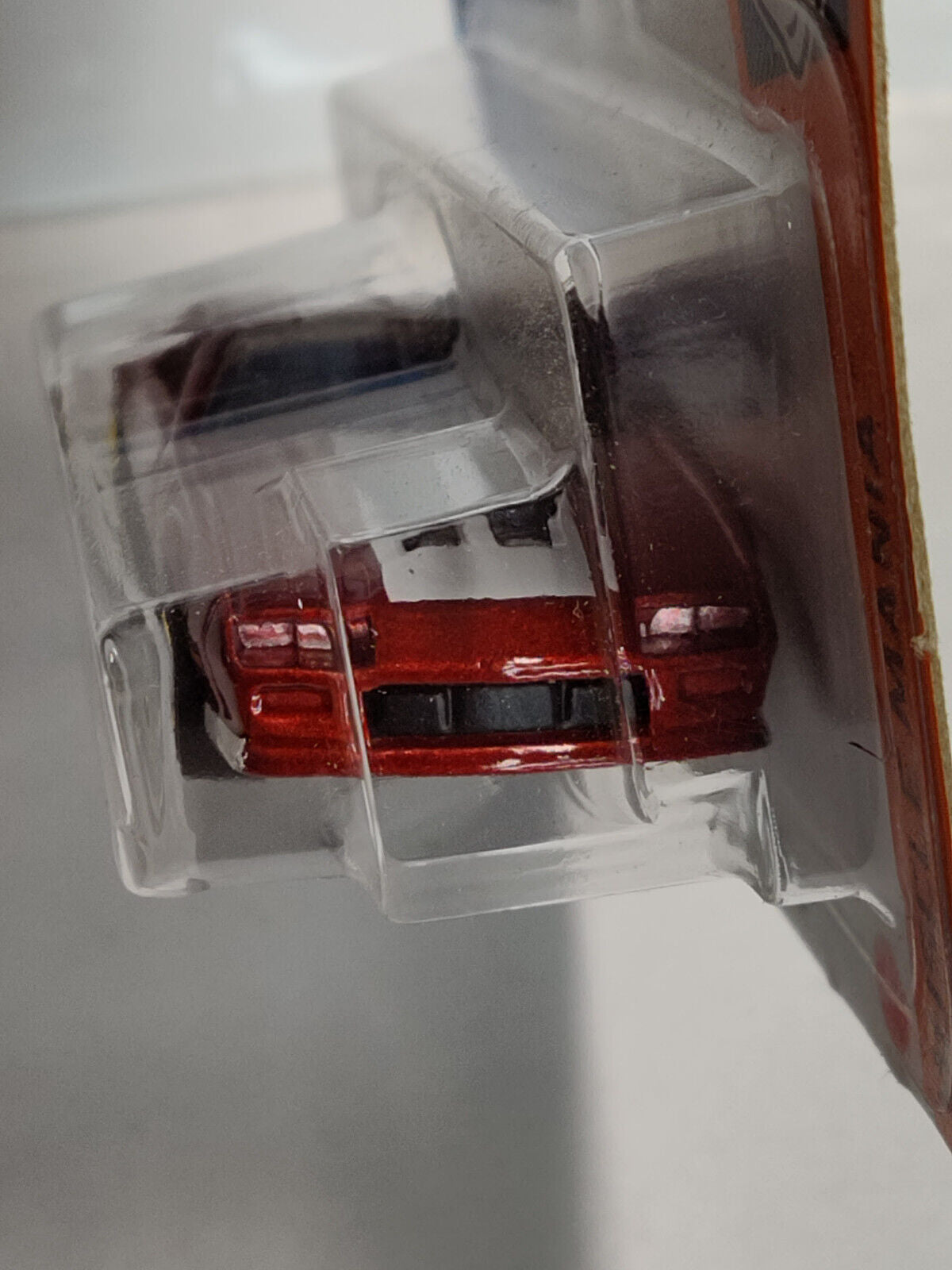 Hot Wheels #191 ML Muscle Mania Series #1 '85 Chevrolet Camaro IROC-Z (Red)