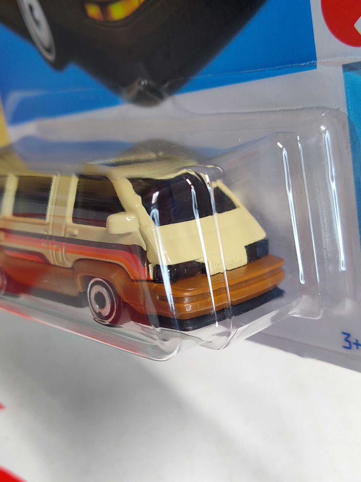 Hot Wheels #095 J-Imports Series #6 1986 Toyota Van Brown/Tan (Loc-A/Wall 2)