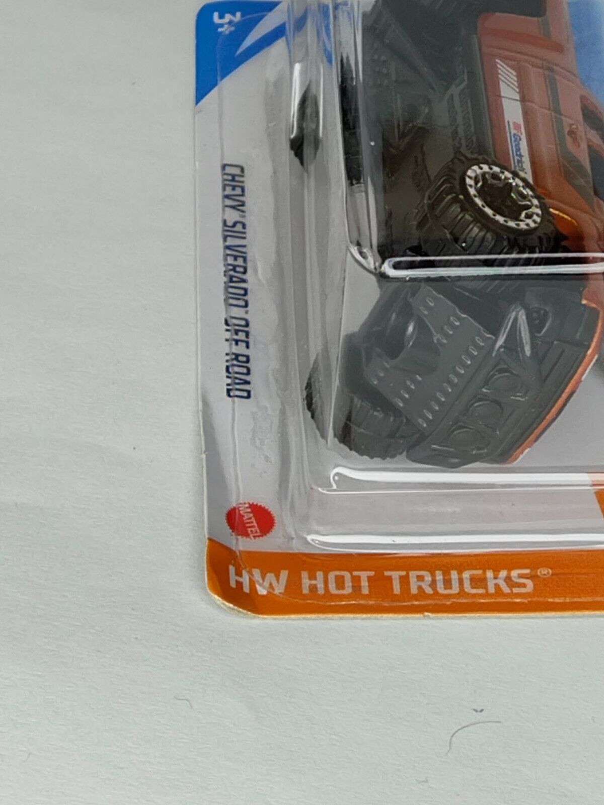 Hot Wheels #185 Mai Hot Trucks Series #2 Chevy Silverado OffRoad LOW CORNER BENT