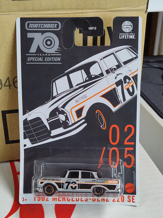 Matchbox #HLM64 70th Anniversary Series #2 1962 Mercedes Benz 220 SE