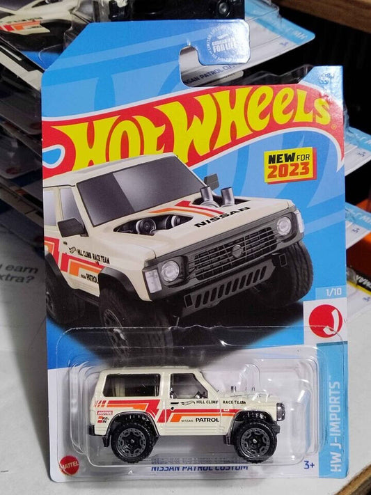 Hot Wheels #020 J-Imports Series #1 Nissan Patrol Custom CARD/PGHK CREAS(Wall 2)