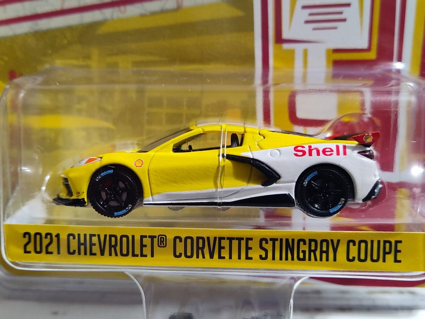 GreenLight Running on Empty 2021 Chevy Corvette Stingray Coupe SHELL WEAR ON PAC