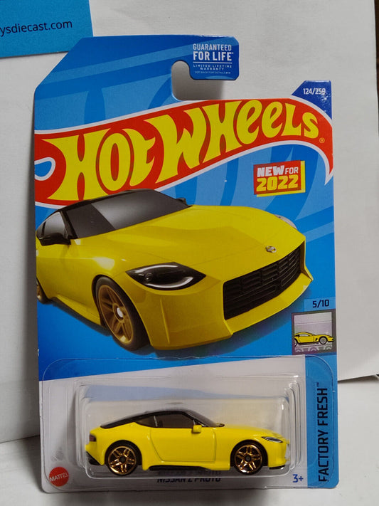 Hot Wheels #124 Factory Fresh Series #5 Nissan Z PROTO Yellow