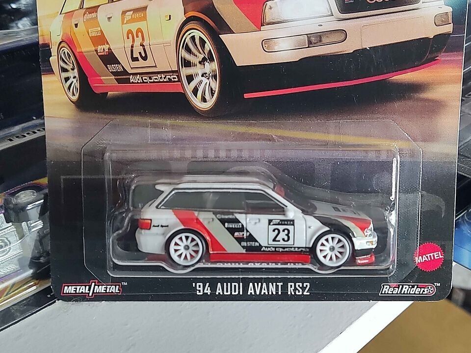 Hot Wheels HKC32 Premium Forza Series '94 Audi Avant RS2 (Loc 40)