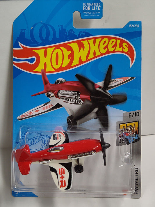 Hot Wheels #132 Mainline Metro Series #6 Mad Propz CARD CREASED AT TOP