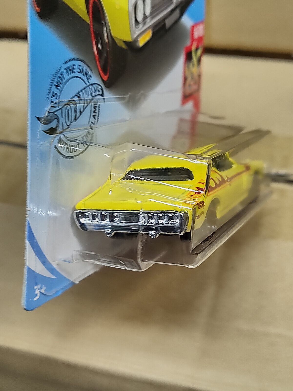 Hot Wheels #188 Flames Series #6 '71 Dodge Charger (Wall 1)