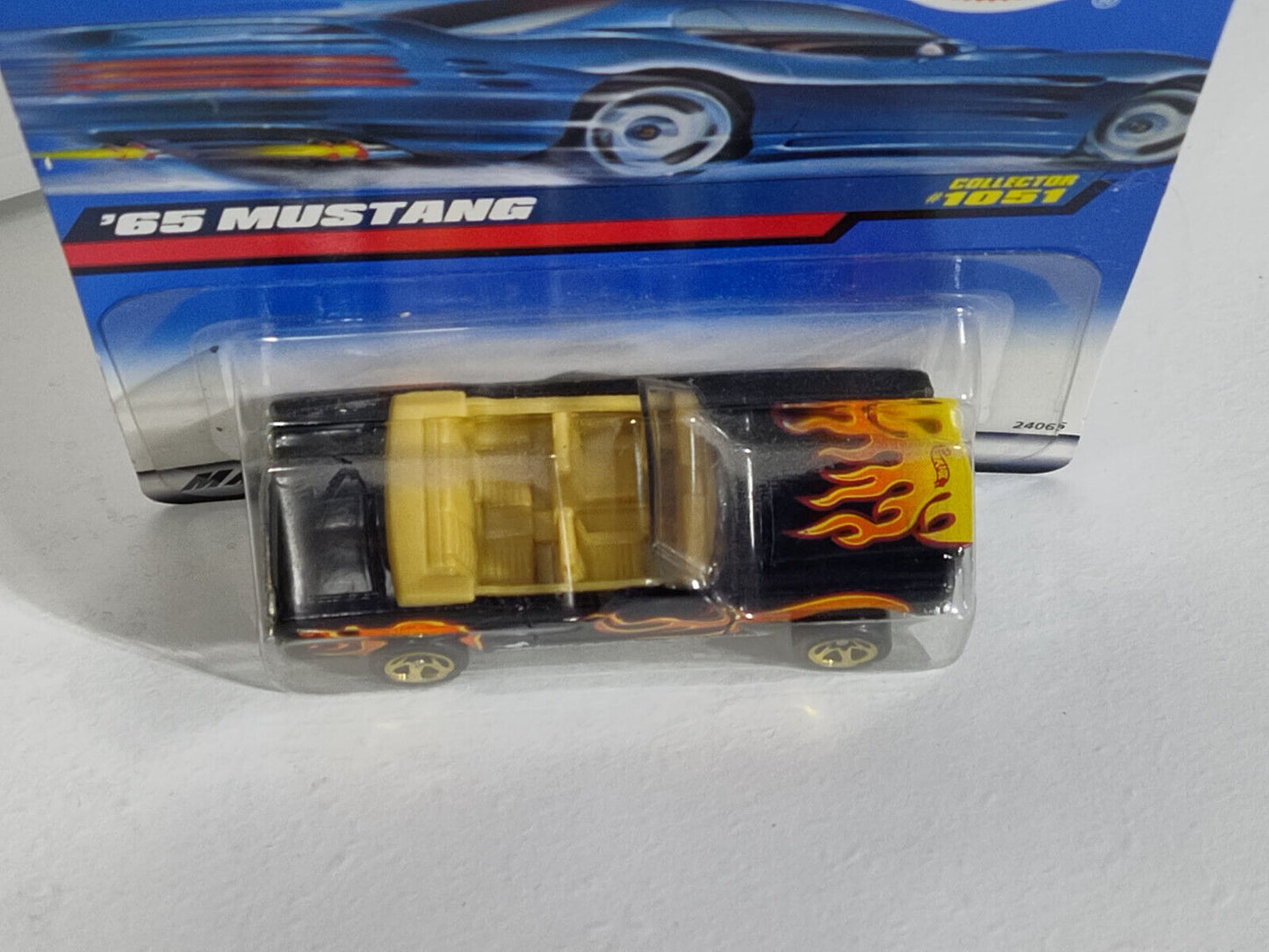 Hot Wheels #1051 '65 Mustang WORN EDGES  (Loc Q/Wall 2)