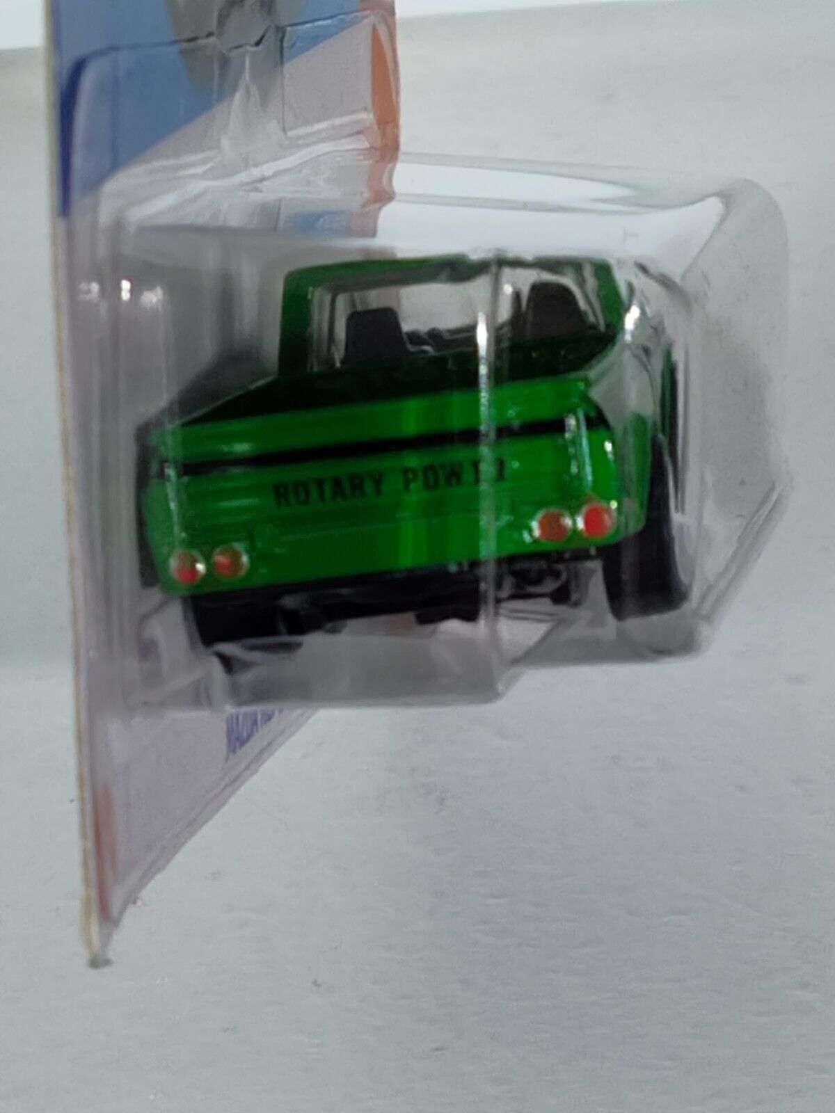 Hot Wheels #024 Hot Trucks Series #2 Mazda REPU RH TIP CREASED (Loc U)