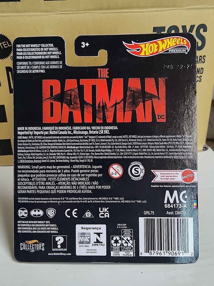 Hot Wheels GRL75  THE BATMAN Series Batmobile BLISTER HAS WEAR (Box-2)