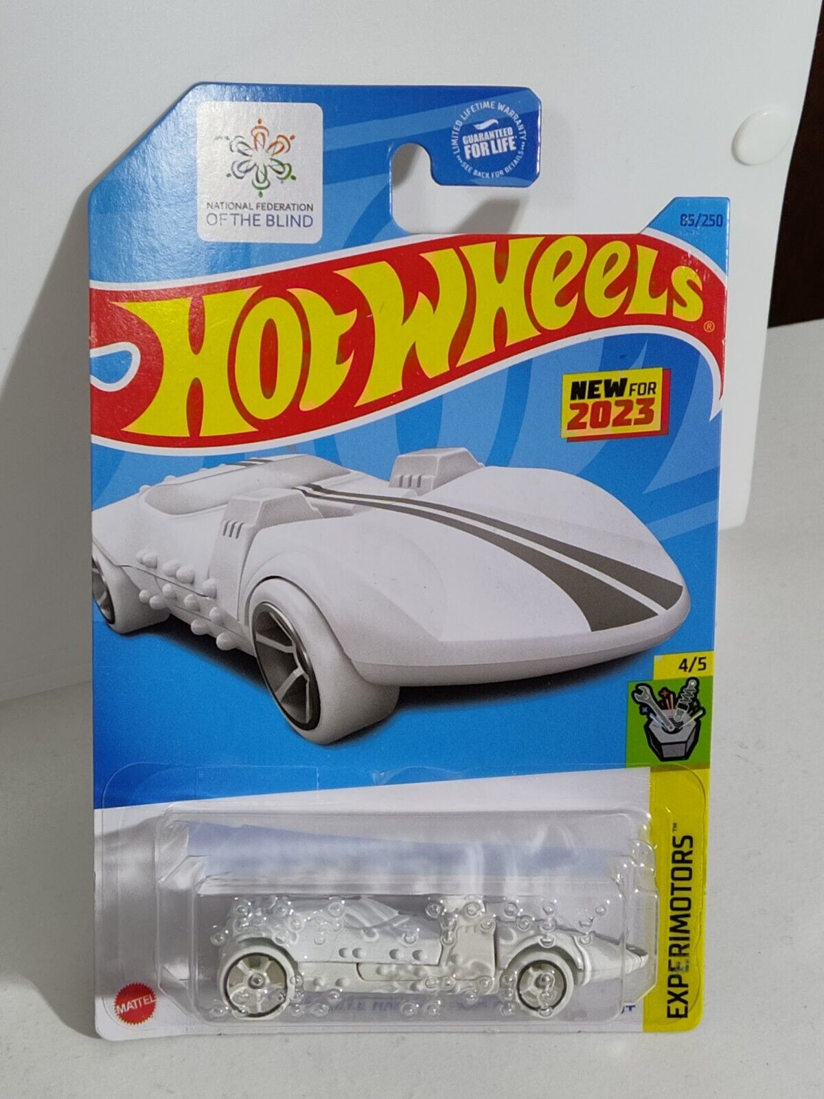 Hot Wheels #085 Experimotors Series #4 Braille Racer-Twin Mill  (Loc X)